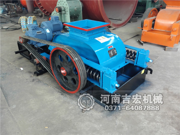 雙齒輥破碎機(jī)的細(xì)節(jié)維護(hù)需要幾步？