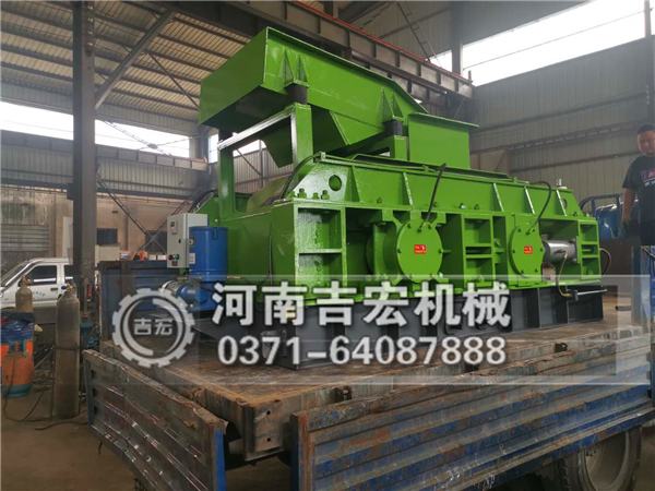 全自動(dòng)數(shù)控對輥制砂機(jī)