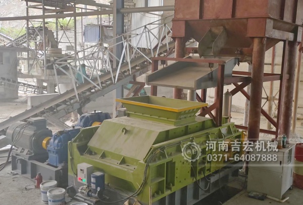 對(duì)輥制砂機(jī) vs 錘破 vs 沖擊破,碎沙制砂誰(shuí)更強(qiáng)？實(shí)測(cè)對(duì)比！